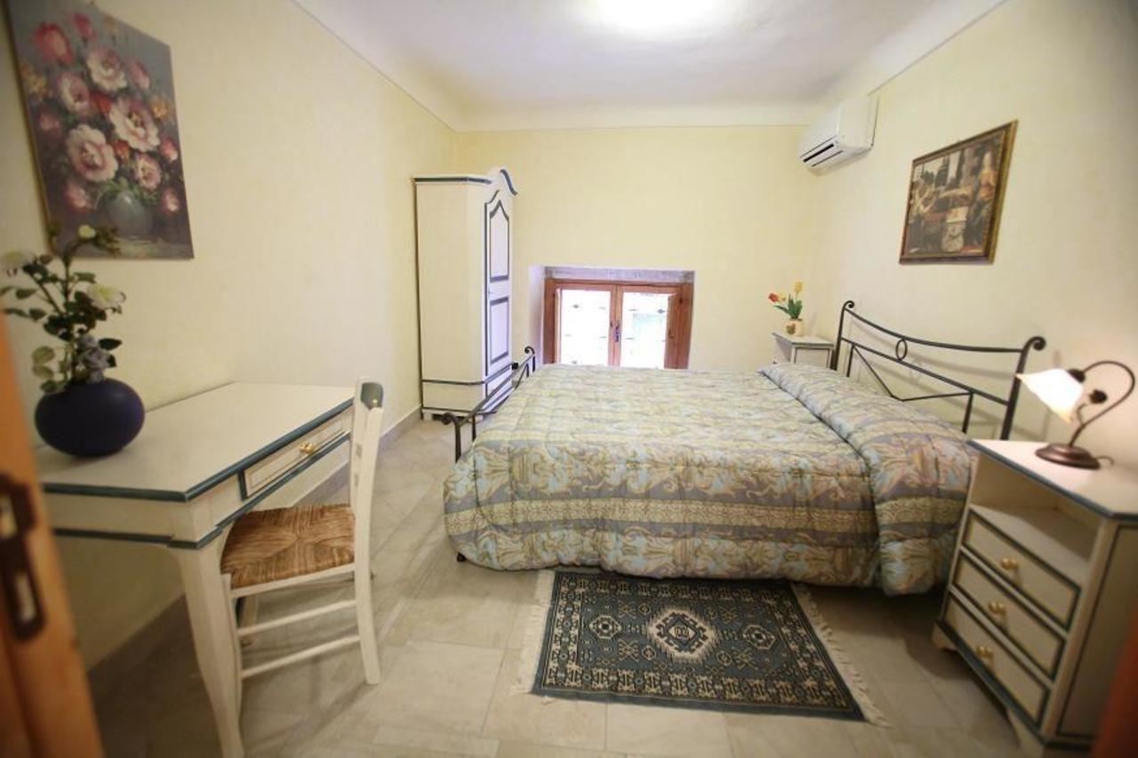 B&B Candido Vacanze Модика Экстерьер фото