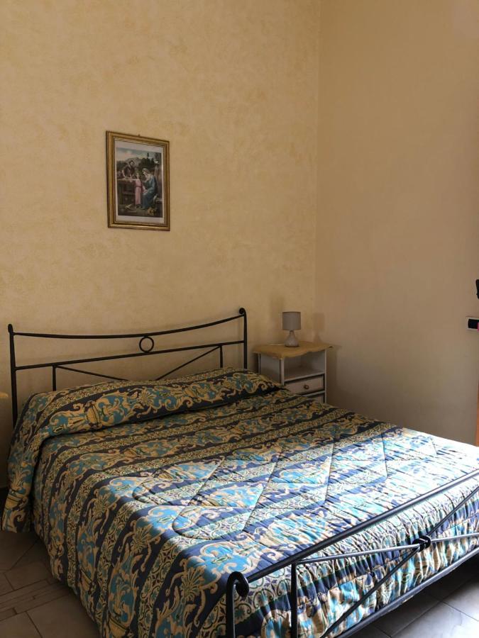 B&B Candido Vacanze Модика Экстерьер фото