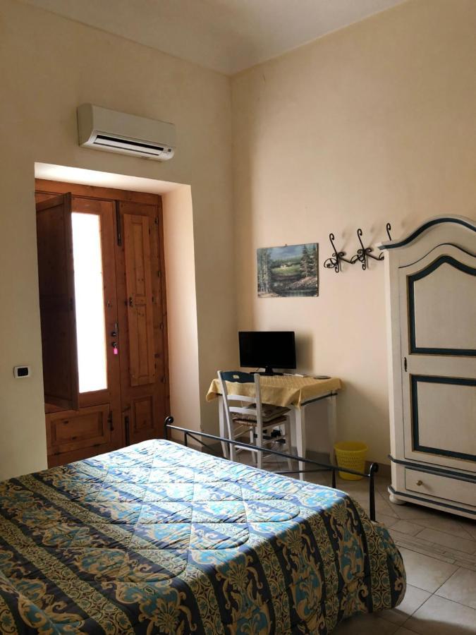B&B Candido Vacanze Модика Экстерьер фото